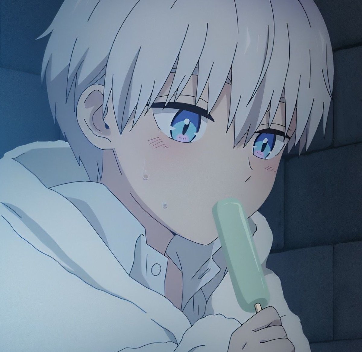 Obimoro's tweet image. 友達のおすすめカフェ行ったけど混んでて入れず 🐈