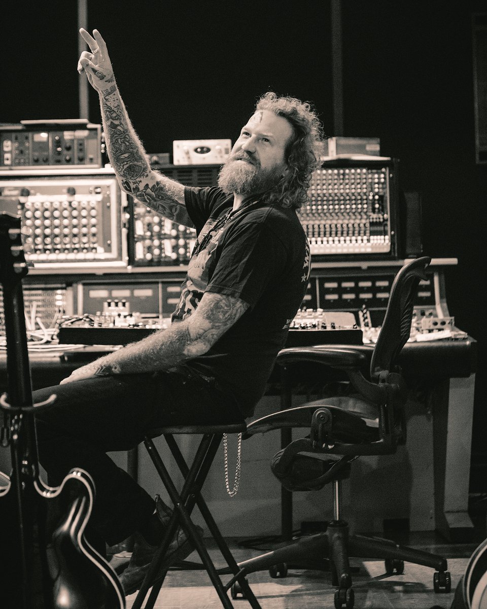 Revolvermag's tweet image. 🙏 Mastodon's Brent Hinds was born on this day in 1974. RIP.⁠