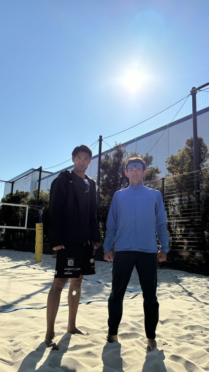 beach_kabto's tweet image. 2026年初チーム練習🏐
今日はとても暖かく練習日和ですね！

巧さん今年もよろしくお願いします🙇🏿‍♂️
目標達成に向け共に頑張りましょう！

#KABTO
#beachvolleyball 
#髙橋巧
#池田隼平
