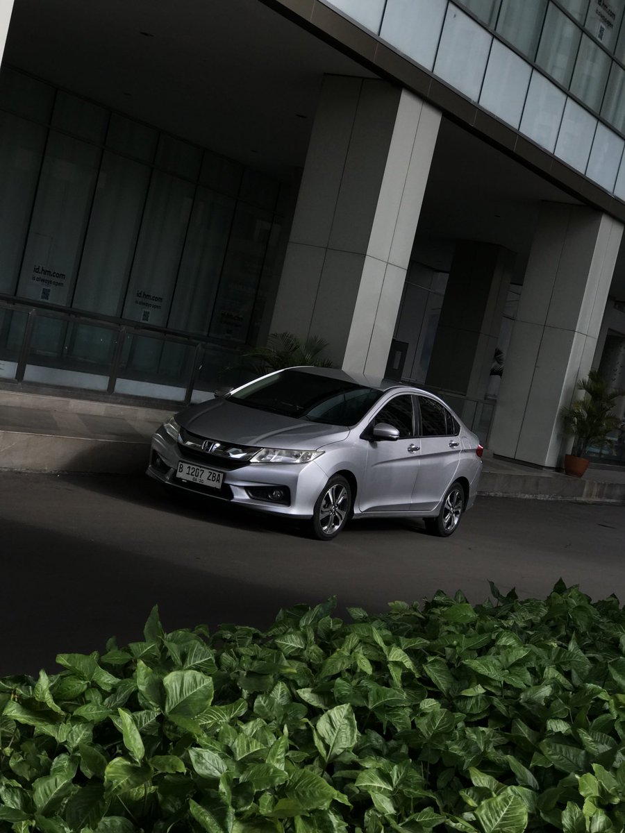 HONDA CITY GM6 E RS AT 2014/2015

CASH 138 NEGO DEPAN UNIT

Bebas Laka &amp; Banjir
NIK 2014 Registrasi 2015
ODO 120RB
Head Unit Android Apple Car Play
Pajak Hidup 06/2026 Plat 2030
Keyless 2, STNK, BPKB, Faktur Manual Book, Service Book Lengkap

📍CIBUBUR
WA 0818-0739-9990