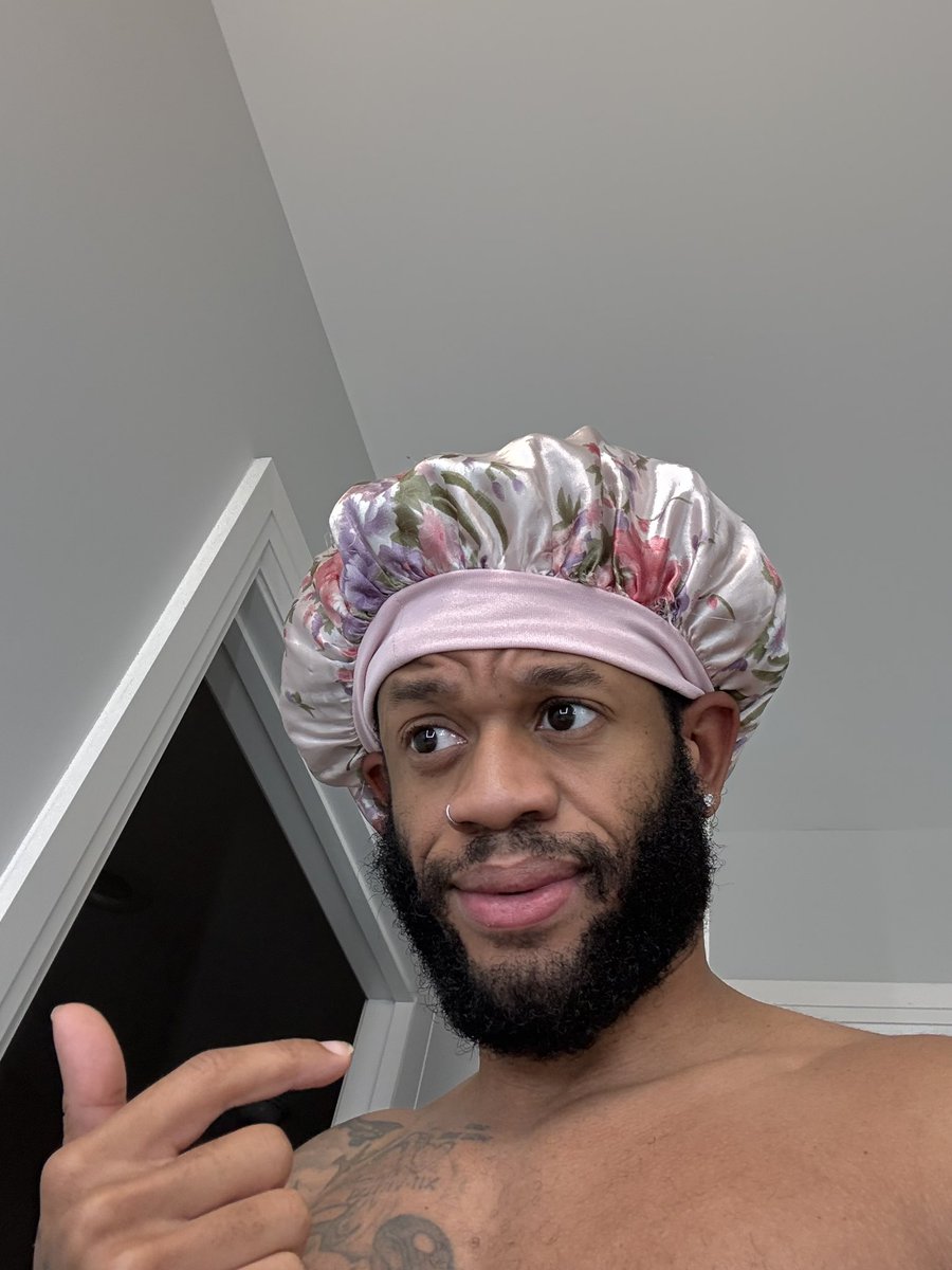 DemetriusHarmon's tweet image. HELLO???