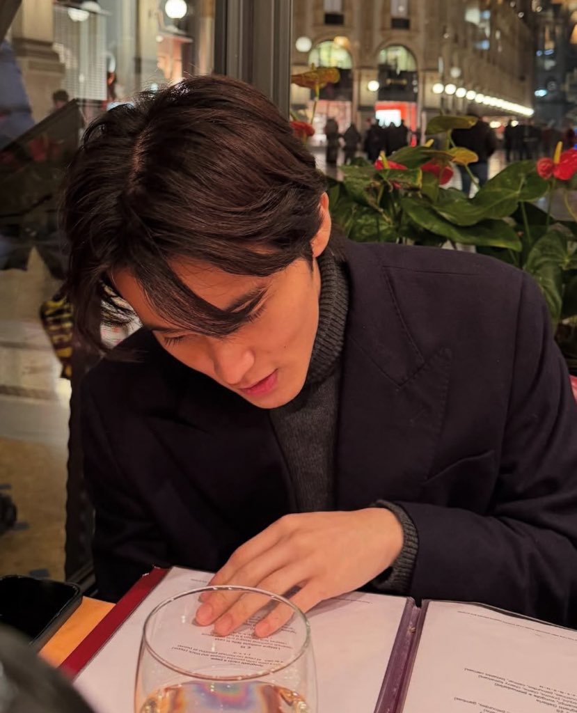 remermarkram's tweet image. คบกันตอนมหาลัย         ไปฮันนีมูนหลังแต่งงาน