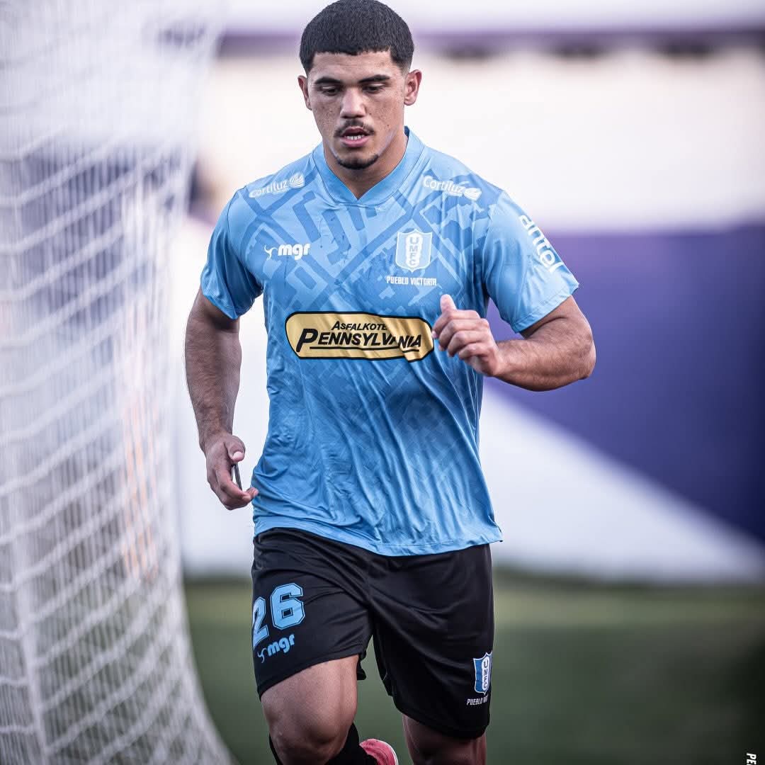 Nicolás González se inclinó por renovar con <a href="/TacuaremboFC1/">Tacuarembó Fútbol Club</a> y en las próximas horas emprenderá el viaje hacia nuestra ciudad.
A su vez también firmará el tacuaremboense formado en el Central local, Brandon Sebastián Piriz, quien viene de defender a Uruguay Montevideo.