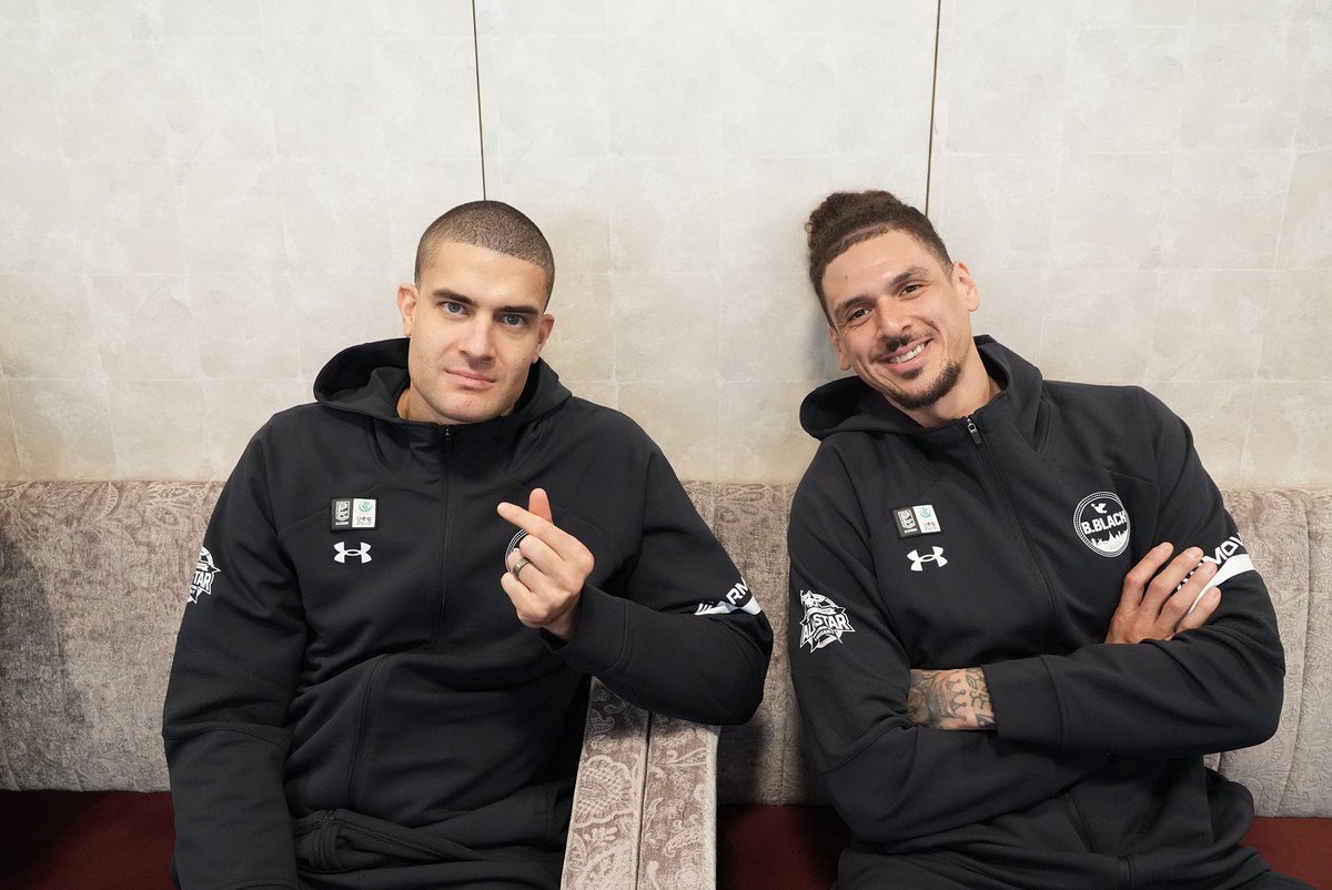 14:00より直前会見がスタート！ 選手たちも準備を進めています