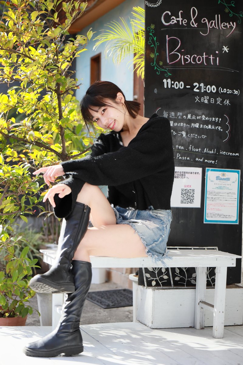 先週末のBiscotti(cafe＆gallery)での3分撮影より 
今週も後少し頑張りましょう
<a href="/2525youka2525/">🌼優花🌼マシュマロ撮影会1月18.31日</a>
#マシュマロ写真展11 
#マシュマロ撮影会