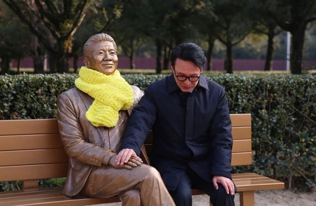 김민석 "노무현은 내가 죽여버리겠어"
김민석 "노무현은 내가 팔겠어"