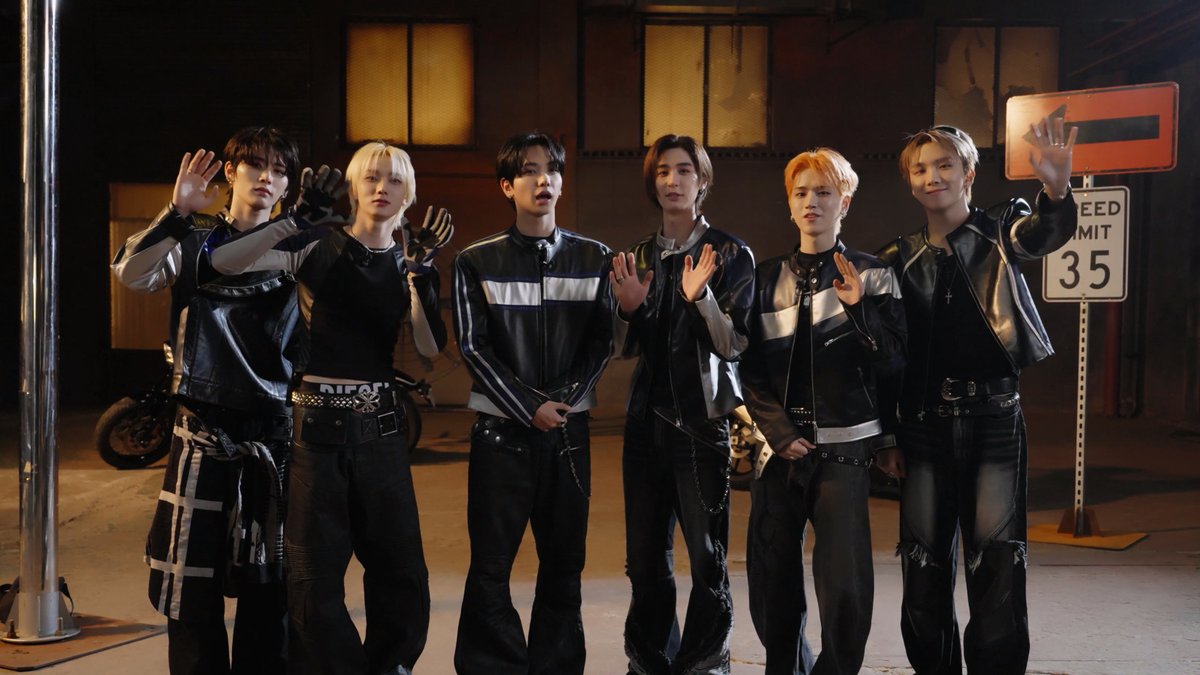 BOYNEXTDOOR GLOBAL OFFICIAL FANCLUB ONEDOOR MEMBERSHIP RENEWAL

🔗 youtu.be/dNYXxVC5cpA

#BOYNEXTDOOR #보이넥스트도어 #BND
#ONEDOOR #ONEDOOR_Membership