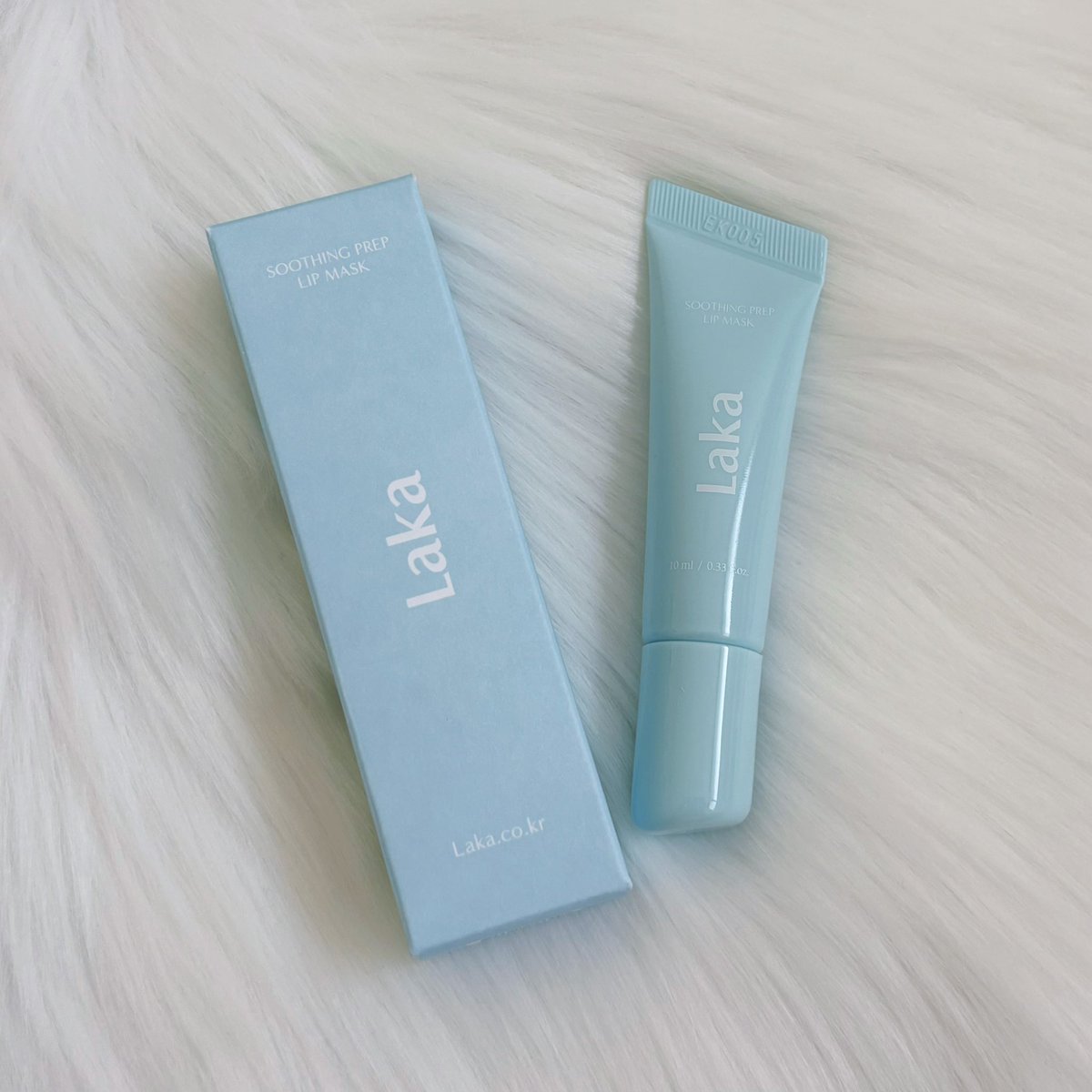 #コスメ購入品

laka スージングプレップリップマスク

バズってたからプレキャン用に買うと決めてて、気になって自分用にも🤭✨(ぜひ応募してね🎁)甘いソーダみたいな香り好きでなんかクセになる…🍨🩵早速今日寝る前に塗って朝剥がしてみよ~.ᐟ.ᐟ