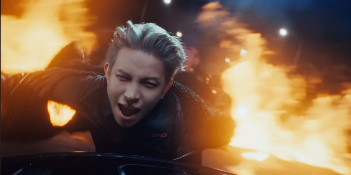 heesthetical's tweet image. it’s a knife 🤩
#HEESEUNG #ENHYPEN #THE_SIN_VANISH_OutNow