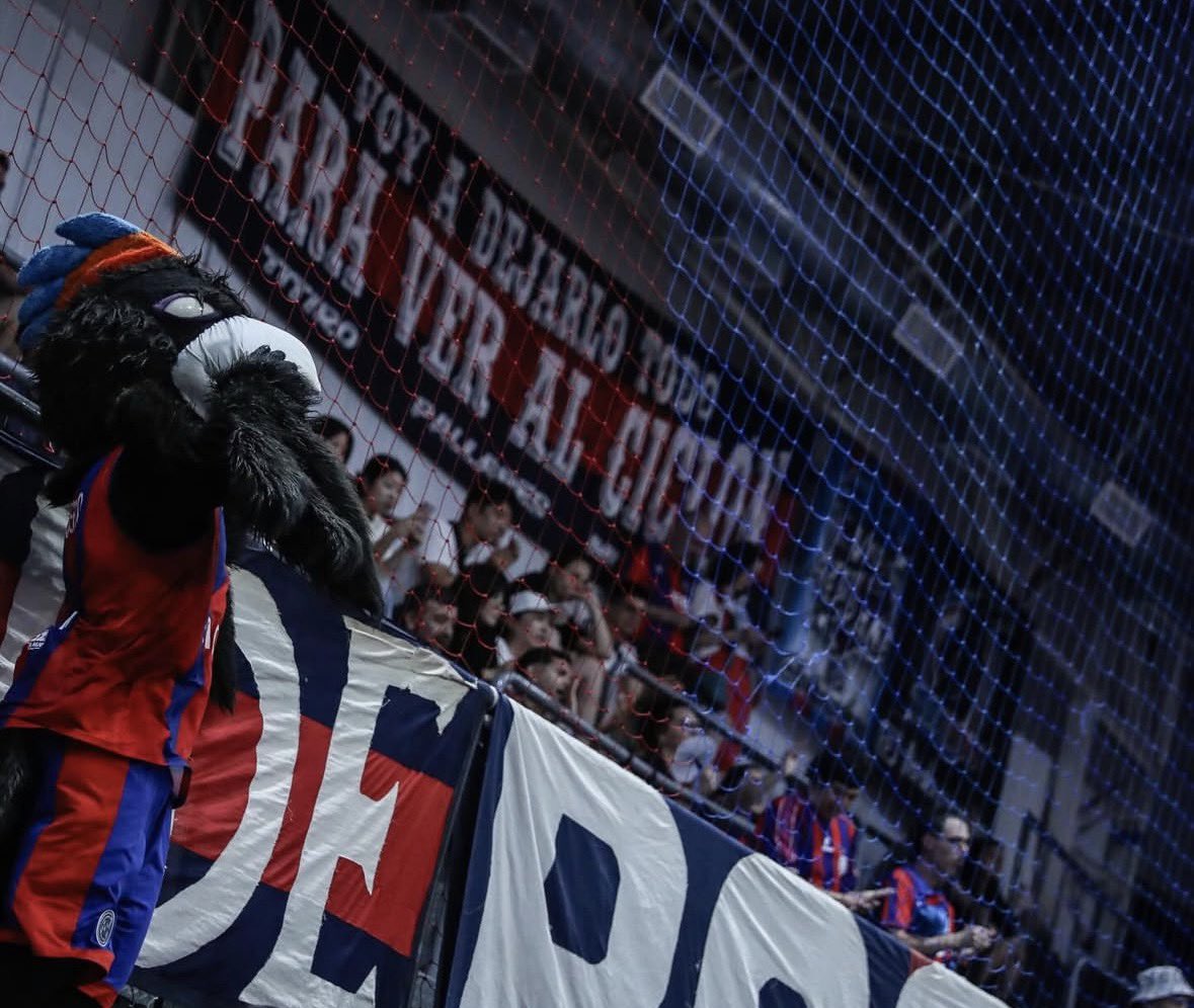 El <a href="/CASLABasquet/">CASLA Básquet</a> acaba de propinarle una paliza a Ferro que venía puntero

La mejora en comisión directiva fue un motivo importante para que pueda darse

Pero cabe resaltar el plus de jugar en Boedo, siendo una experiencia 100% Cuerva de la que ojalá mas hinchas se sigan sumando.