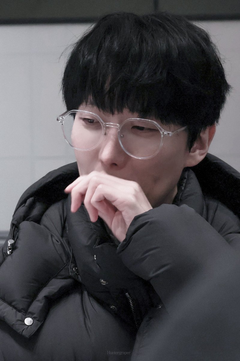 huntergraper's tweet image. 260115 뮤지컬 어쩌면 해피엔딩 퇴근길

올리버 役 | #김재범