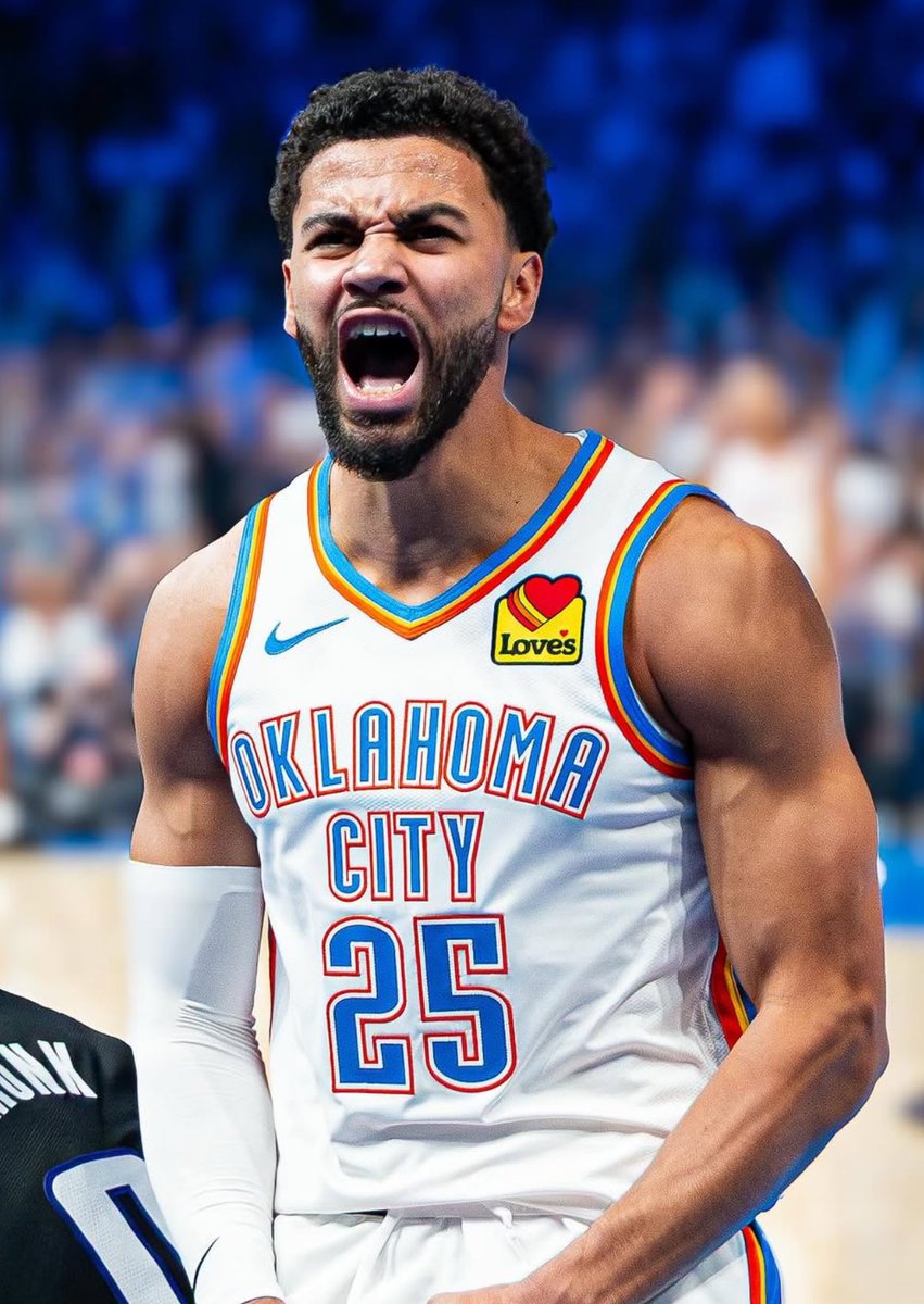 Ajay Mitchell over the last 4 games:

16.8 PPG
4.5 RPG
3.5 APG
54.9% FG
29.5 MPG

Absolutely thriving with OKC — Breakout season. 🔥