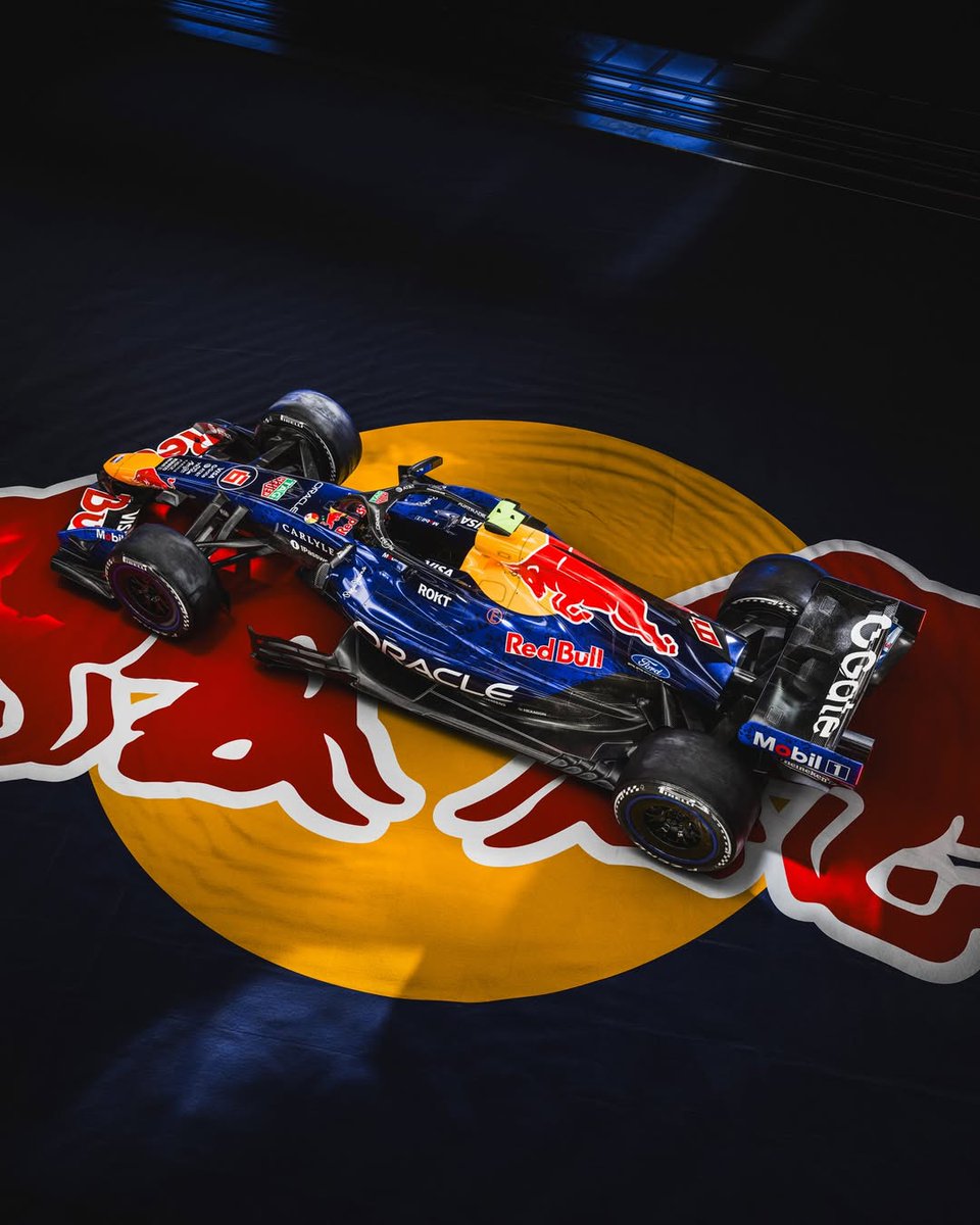 ichieEmy's tweet photo. Red Bull Racing unveil their 2026 livery. Thoughts? 👀

#F12026 #F1 #OracleRedBull https://t.co/7rutSzaijE