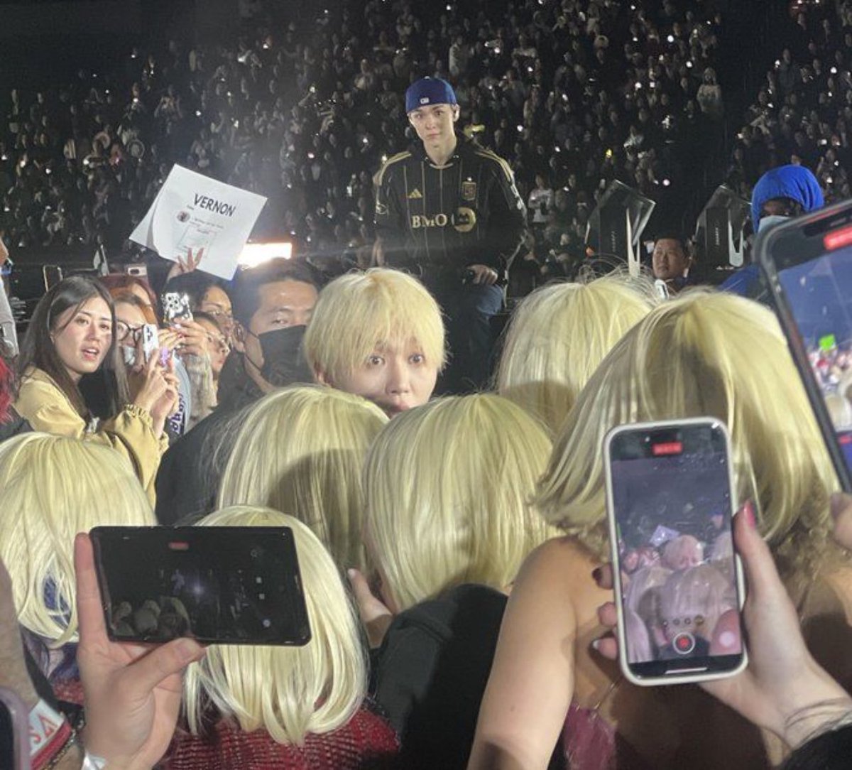 coupsistt's tweet image. orange cult 🤝🏼 blonde cult. 
anything for u, my lovely kwannie