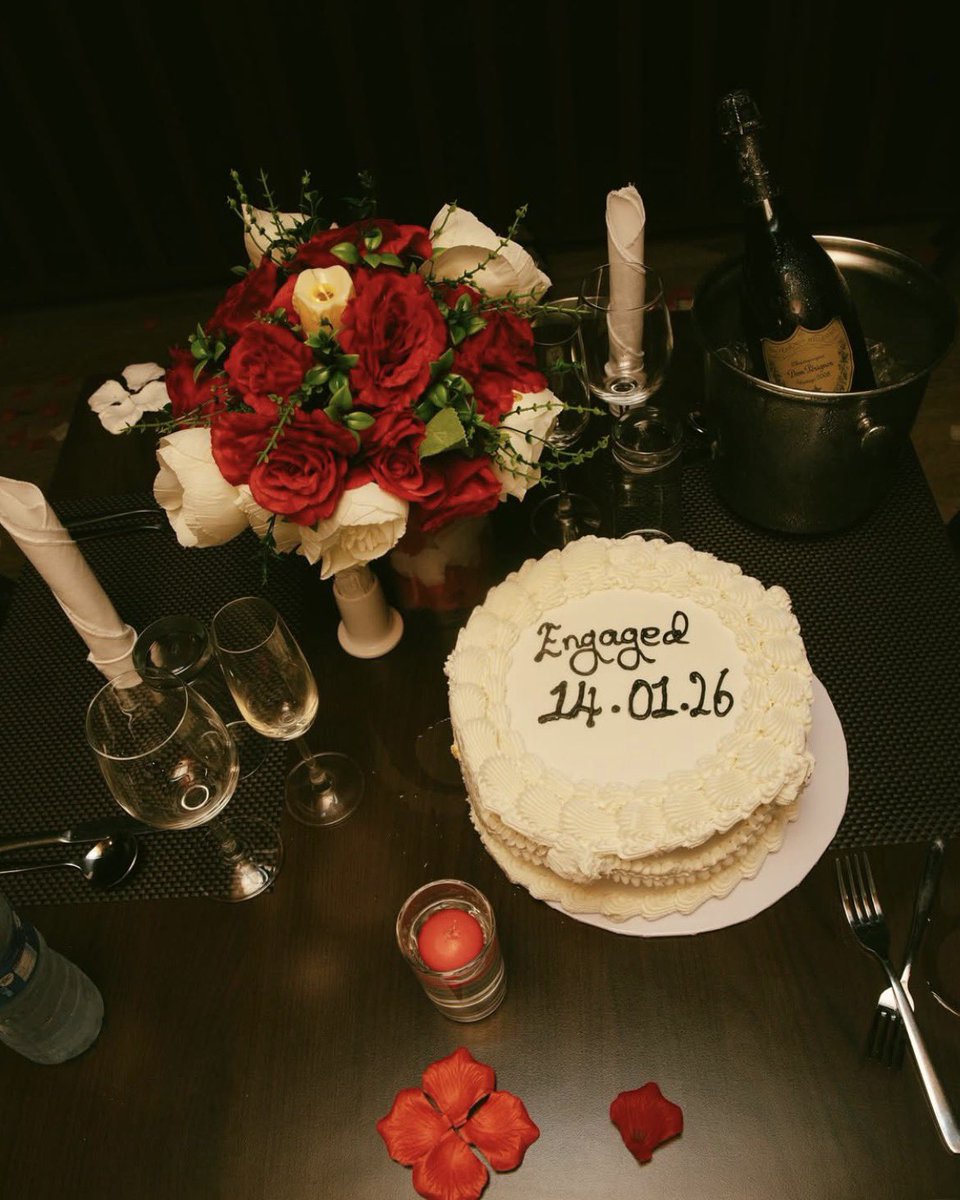 _tobyblush's tweet photo. More proposal pictures from our couple 😍😍❤️ https://t.co/A9oCkzuRwf