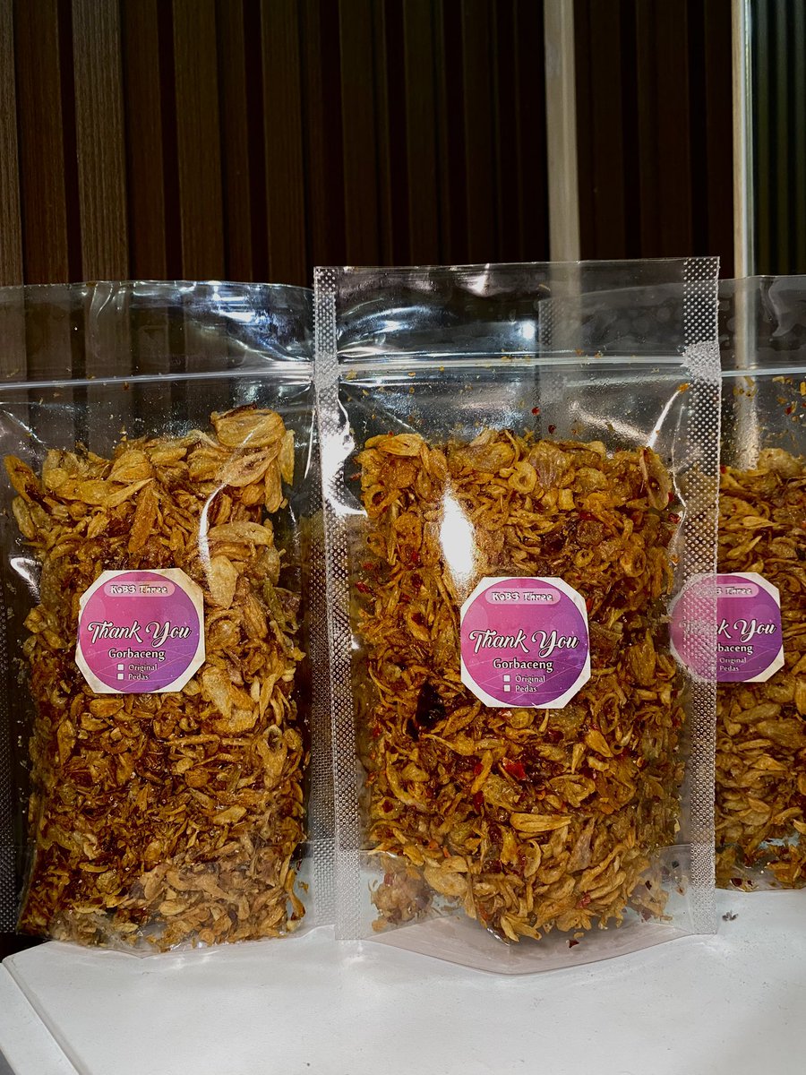 Bawang goreng 100% bawang sumenep. Ada variasi Original, Pedas, dan Siwang bisa order via shopee biar free ongkir. Ayo guys buat temen makan nanti bulan puasa🫣

s.shopee.co.id/4fq0fNBxg3?sha…