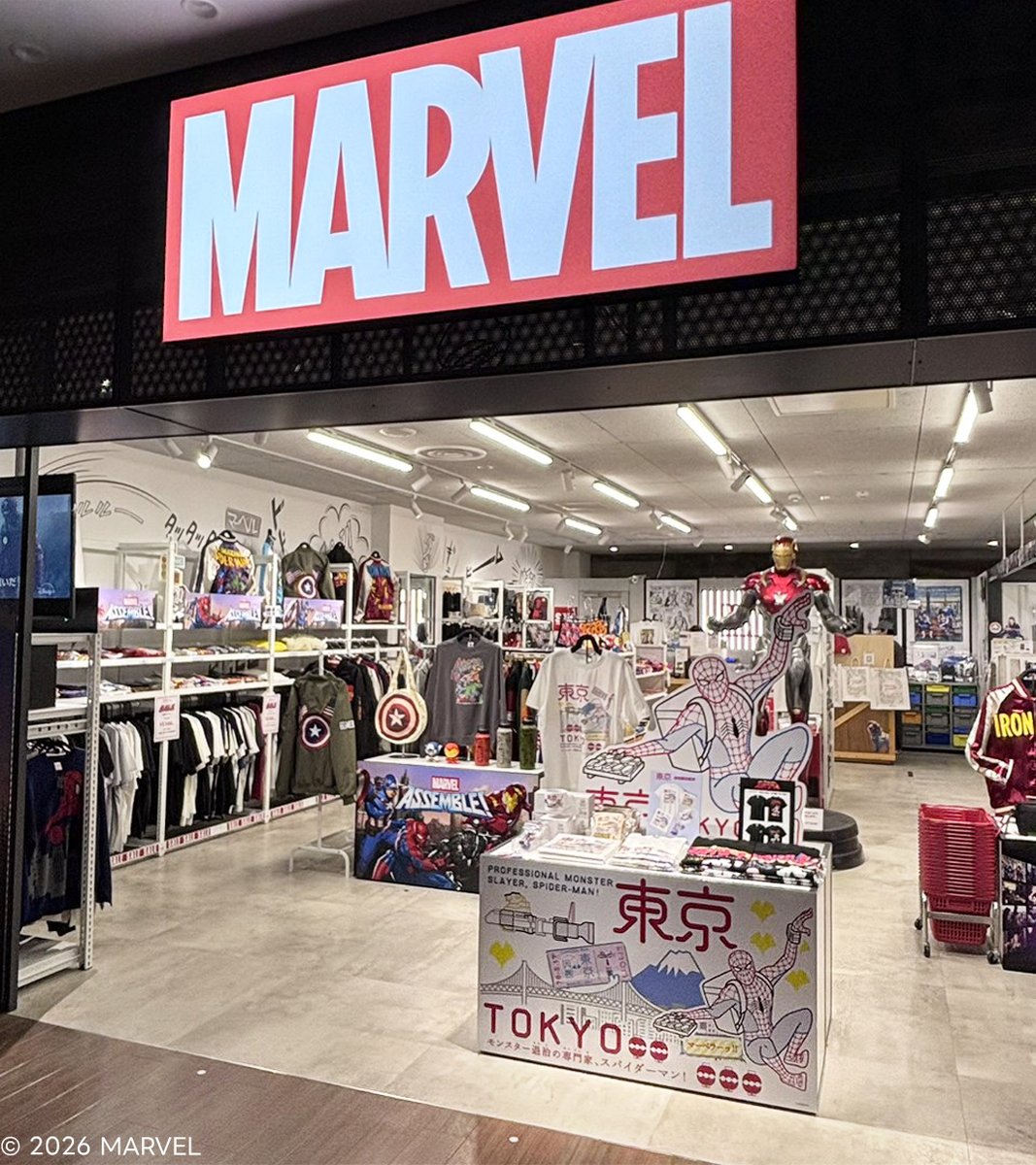 本日(1/16)は #ヒーローの日⚡ ＼ #マーベルストア に特設コーナーが