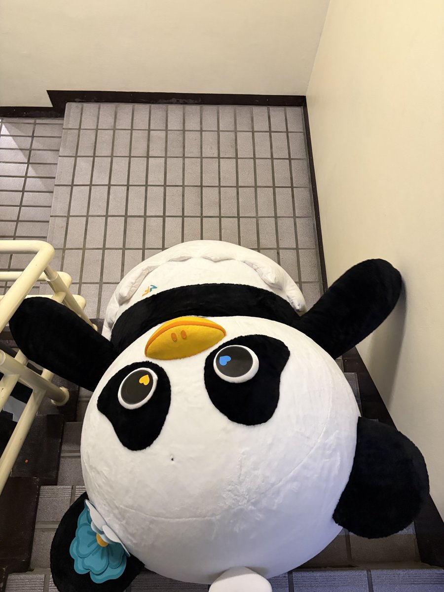 lunar_GMMTV's tweet image. บันไดก้เอานุมั่ยลง เพาะนุจาขึ้น #LUNAR