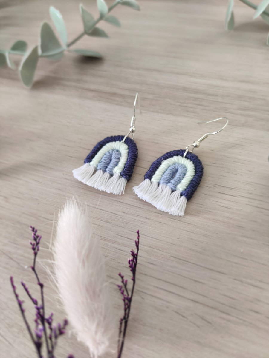 Quand la météo n'est pas au rendez-vous comme en ce moment, ajoutez des arc-en-ciel à vos oreilles pour illuminer vos journées ! ☀️🌈