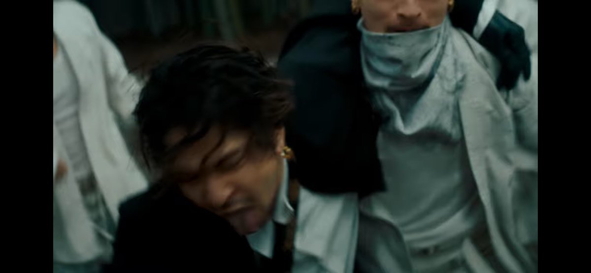 前世でどんな良い事したら常田さんと肩組めるんや...