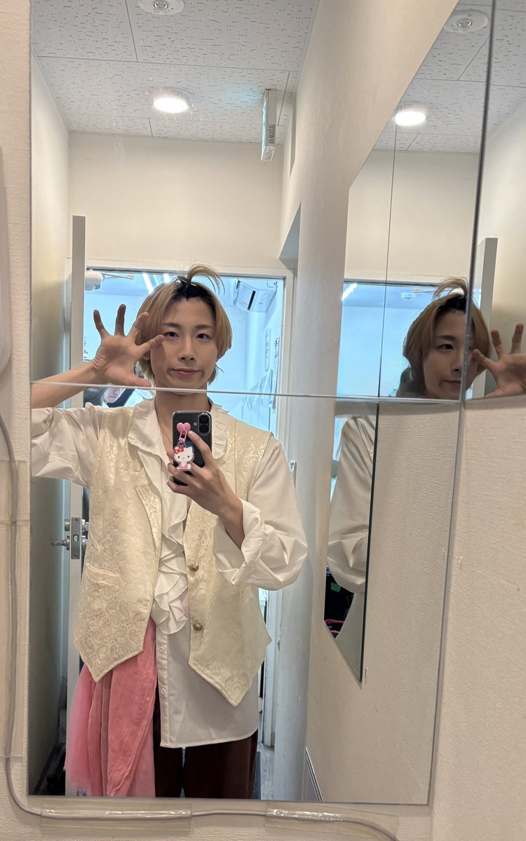 アユムページ AYUMU/アユム【V*2】 (@ayumu_V2) / Posts / X