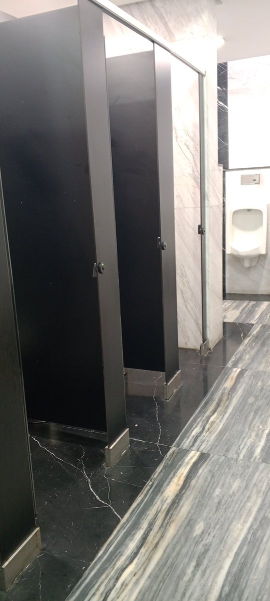 SingleBuds's tweet image. Sino malapit dito Bridgetown