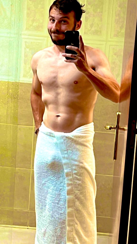Viernes y el cuerpo lo sabe 😈