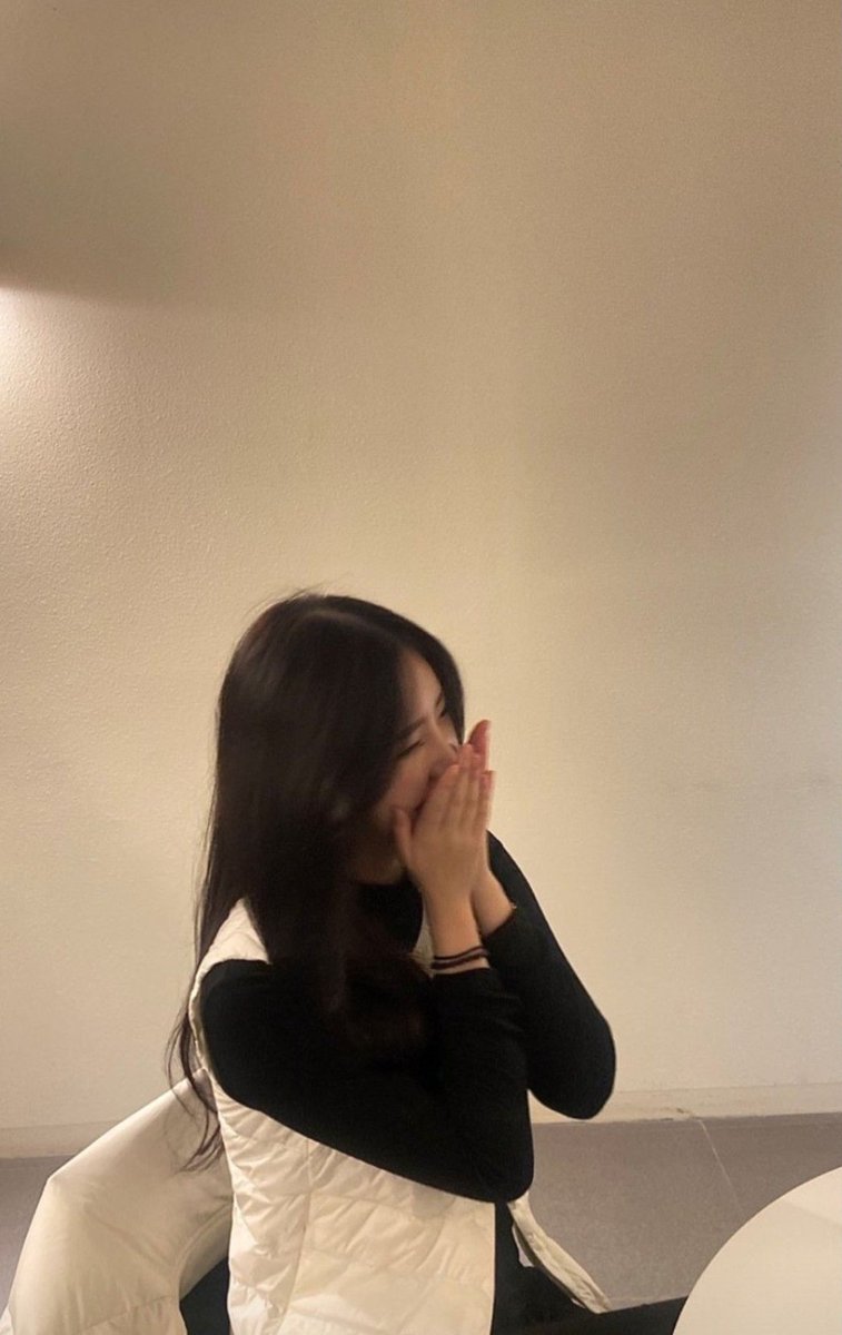 DavidRFarrell's tweet image. 職場の近くのラーメン店で味噌ラーメンを注文。スープが濃厚で美味しかった 🌒