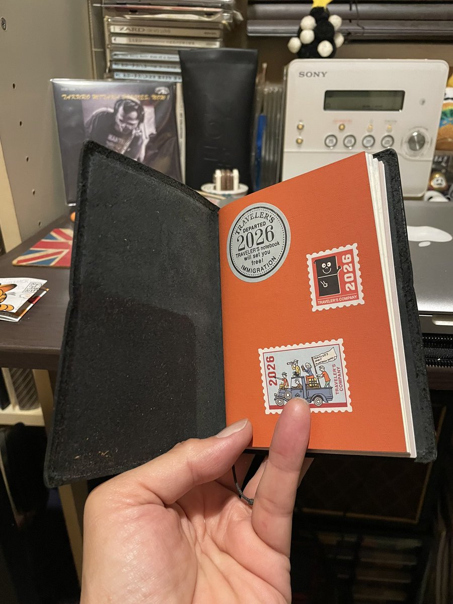 yoppy41's tweet image. 脱三日坊主。
・14日に健診で体重増えてたからその日から毎日20分のウォーキングを開始。
・毎年買ってるトラベラーズノート、今年は毎日ジャーナリングをしようと思う。
今のところなんとか続けてるが果たして 笑