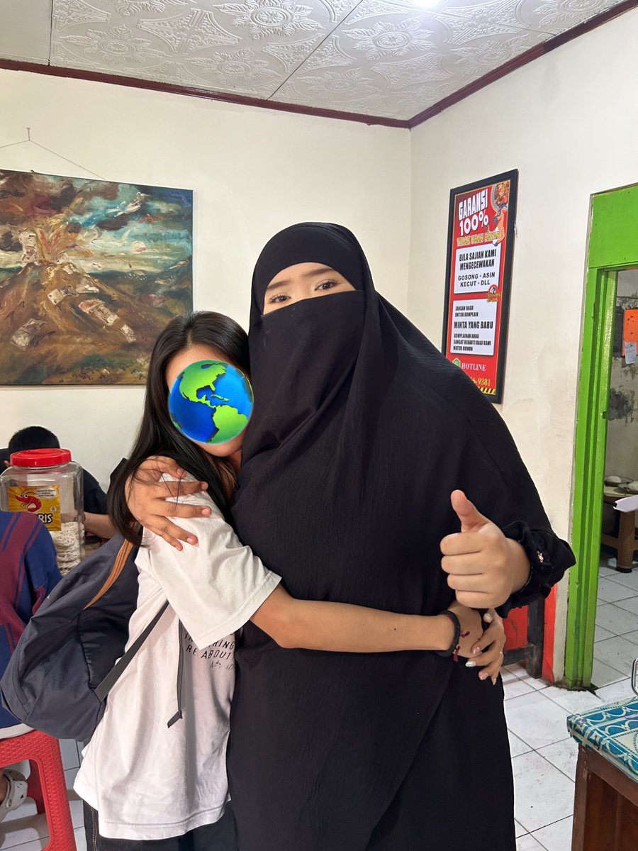 HAHAHAHA BENERAN GEDE DUWUR 😭😭😭