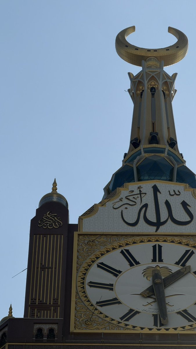 حاتم tweet media