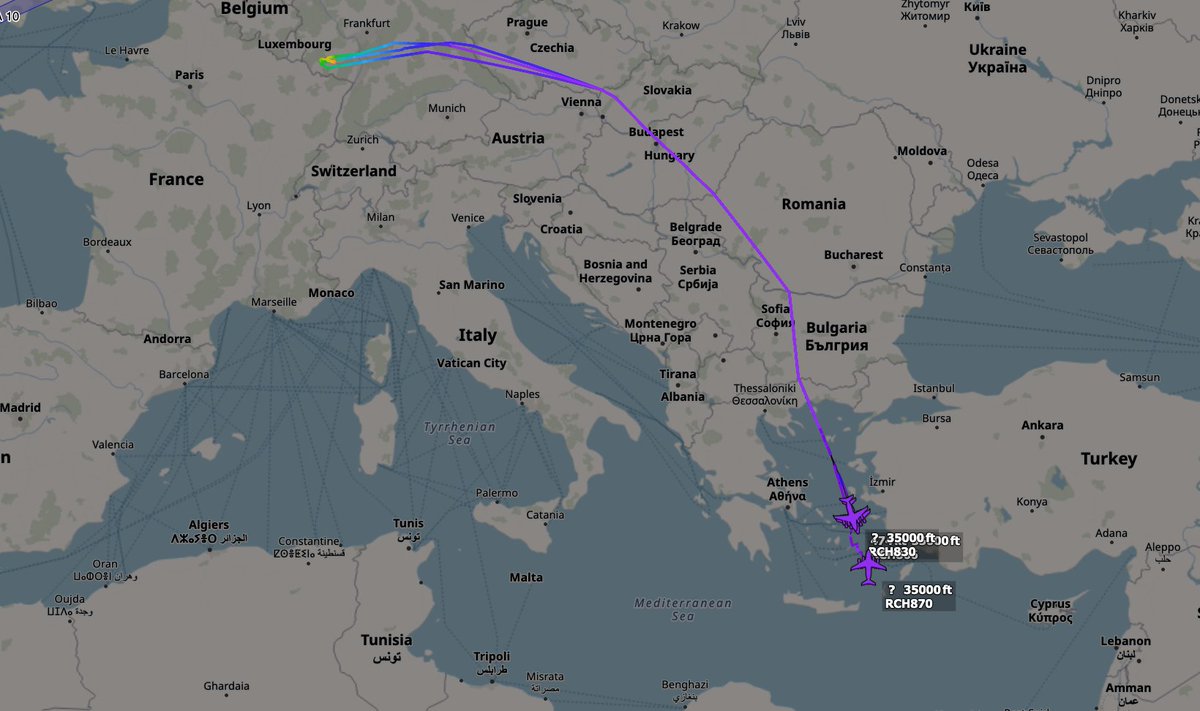 ArmchairAdml's tweet image. #USAF United States Air Force

Boeing C-17 Globemaster III 3x
#AE145E 06-6160 - REACH 866
#AE145C 06-6158 - REACH 870
#AE0802 98-0056 - REACH 830

At least three C-17s are positioning from Ramstein to Diego Garcia, via Djibouti, in the last 12 hours (via ACARS).