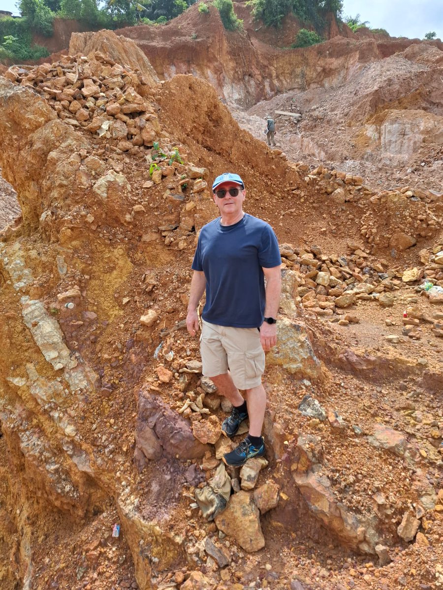 GoldHamak's tweet image. Following Hamak Strategy (LSE: HAMA) signing a Binding Term Sheet with CAA Mining to acquire the Akoko Gold Licence in Ghana, Exec Director Karl Smithson visited site this week to complete due diligence, locate drill holes and inspect gold workings.