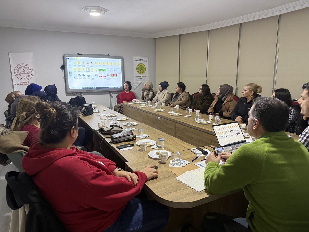 🌱🌳Doğa Eğitim Programı uygulayacak olan öğretmenlerimizle bir araya gelerek yapılacak etkinlikler hakkında değerlendirmeler yapıldı. 

💐Öğretmenlerimize duyarlılıklarından dolayı teşekkür ediyoruz. 

<a href="/temavakfi/">TEMA Vakfı</a> <a href="/NailDayanc/">nail dayanç</a> <a href="/mehmetkarip80/">mehmet karip</a>