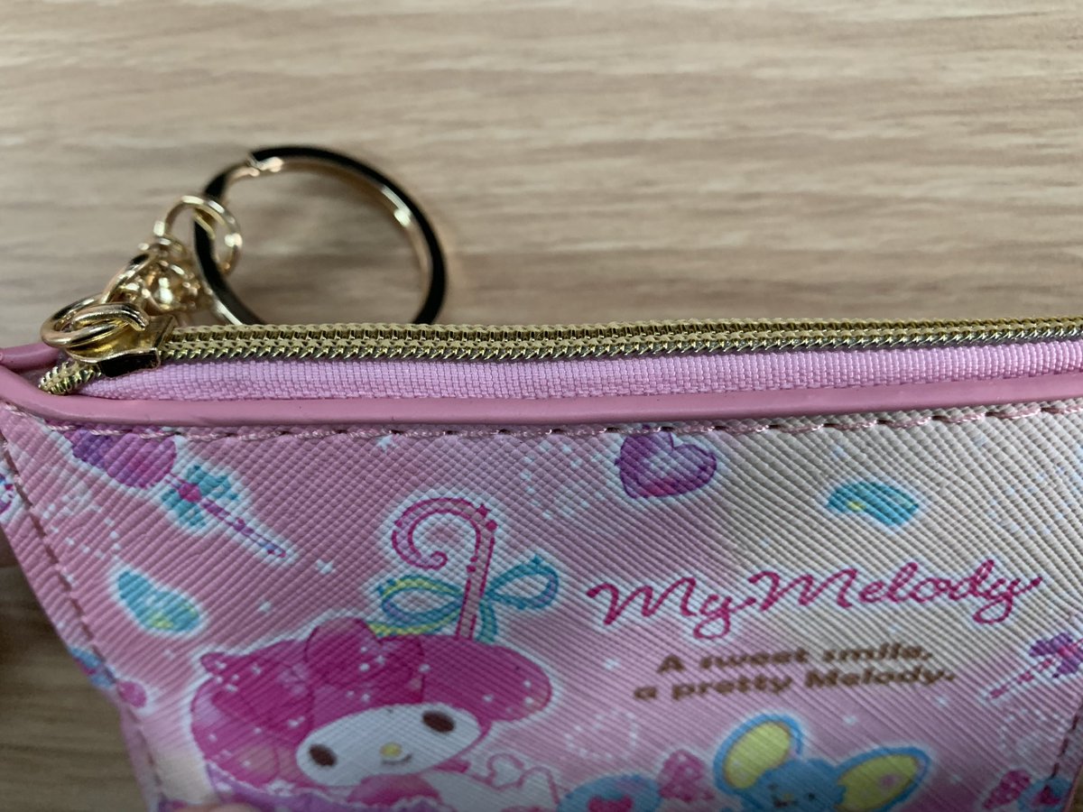 renebeepbeep's tweet photo. ส่งต่อค่า 35฿ มือ1 mymelodyใส่บัตร ใส่ก้าด ใส่เหรียญ เป็นพวงกุญแจได้ค่ะ น่ารักๆ💖

#ส่งต่อเสื้อผ้า #สายคล้องโทรศัพท��� #เสื้อผ้ามือสอง #โล๊ะตู้เสื้อผ้า #พวงกุญแจ #ที่ห้อยโทรศัพท์ #ของสะสม #ของเล่นญี่ปุ่น #ส่งต่อ #ตลาดนัดsanrio #mymelody https://t.co/HJHPOhXhMr