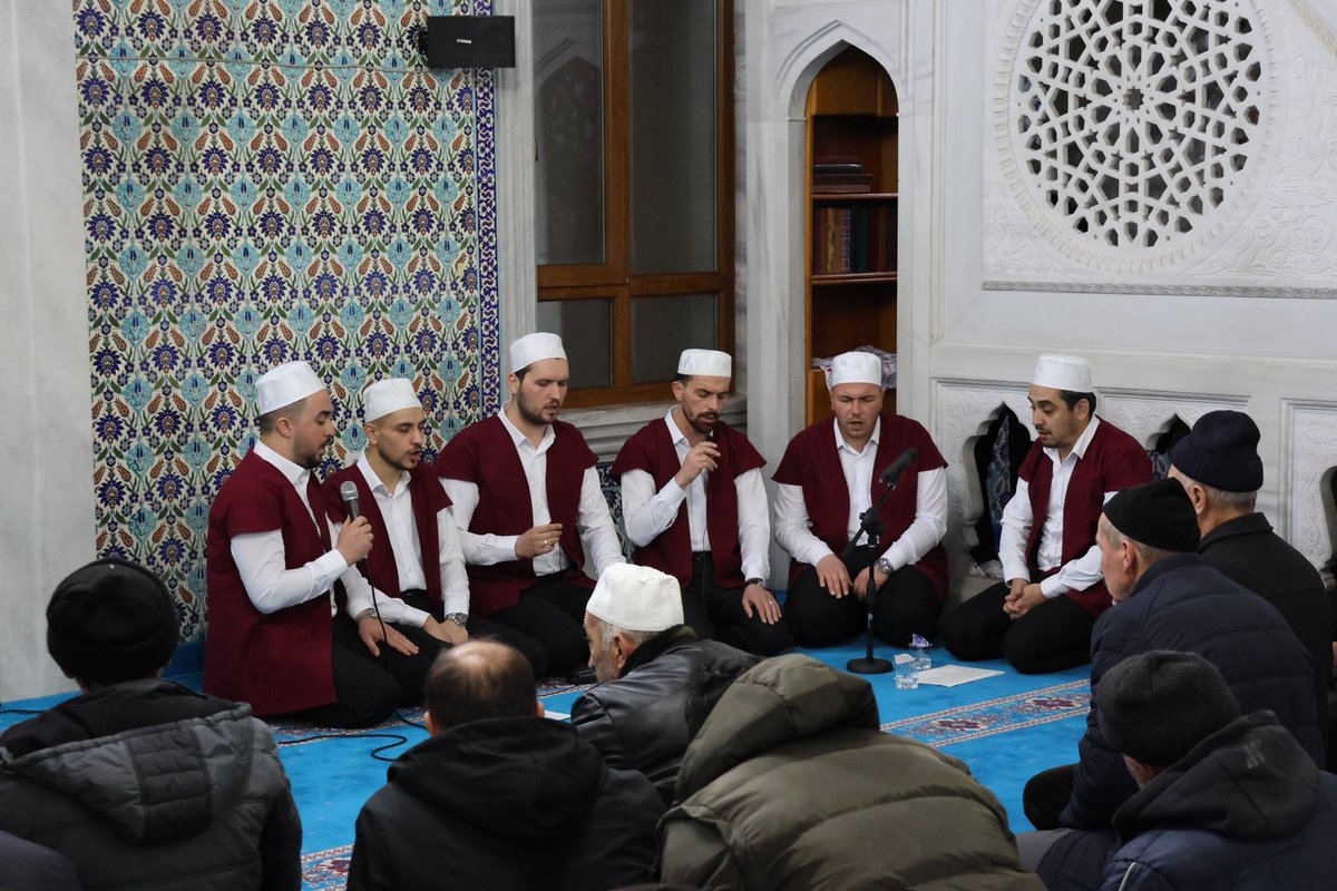 📌 İlçemiz Yeni Camii’nde Miraç Kandili; Kur’an Tilavetleri, İlahiler ve Dualarla coşkuyla icra edildi.