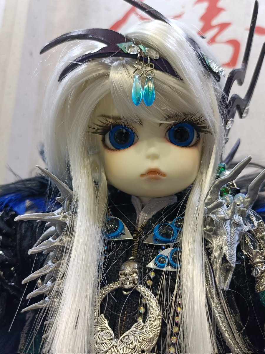 あらやだ〜赤ちゃんなのにすっごいフンッて顔するじゃん〜かわちいわね〜〜