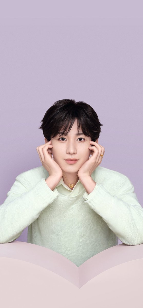 ChengYiThaiFans's tweet image. ♦️[𝘛𝘳𝘢𝘯𝘴] : 𝙇𝙐𝙆𝙁𝙊𝙊𝙆 𝙅𝙀𝙒𝙀𝙇𝙇𝙀𝙍𝙔 𝘞𝘦𝘪𝘣𝘰  (16/01/2026)🌟
ใครกันนะ พรีเซนเตอร์สายอ่อนโยนฮีลใจขนาดนี้รอยยิ้มแสนหวานของ #เฉิงอี้ โหลดเสร็จสมบูรณ์แล้ว

รีบรับวอลเปเปอร์ใหม่ล่าสุด เปิดหน้าจอรับความหวานแบบจัดเต็ม เชื่อมจังหวะเดียวกัน…