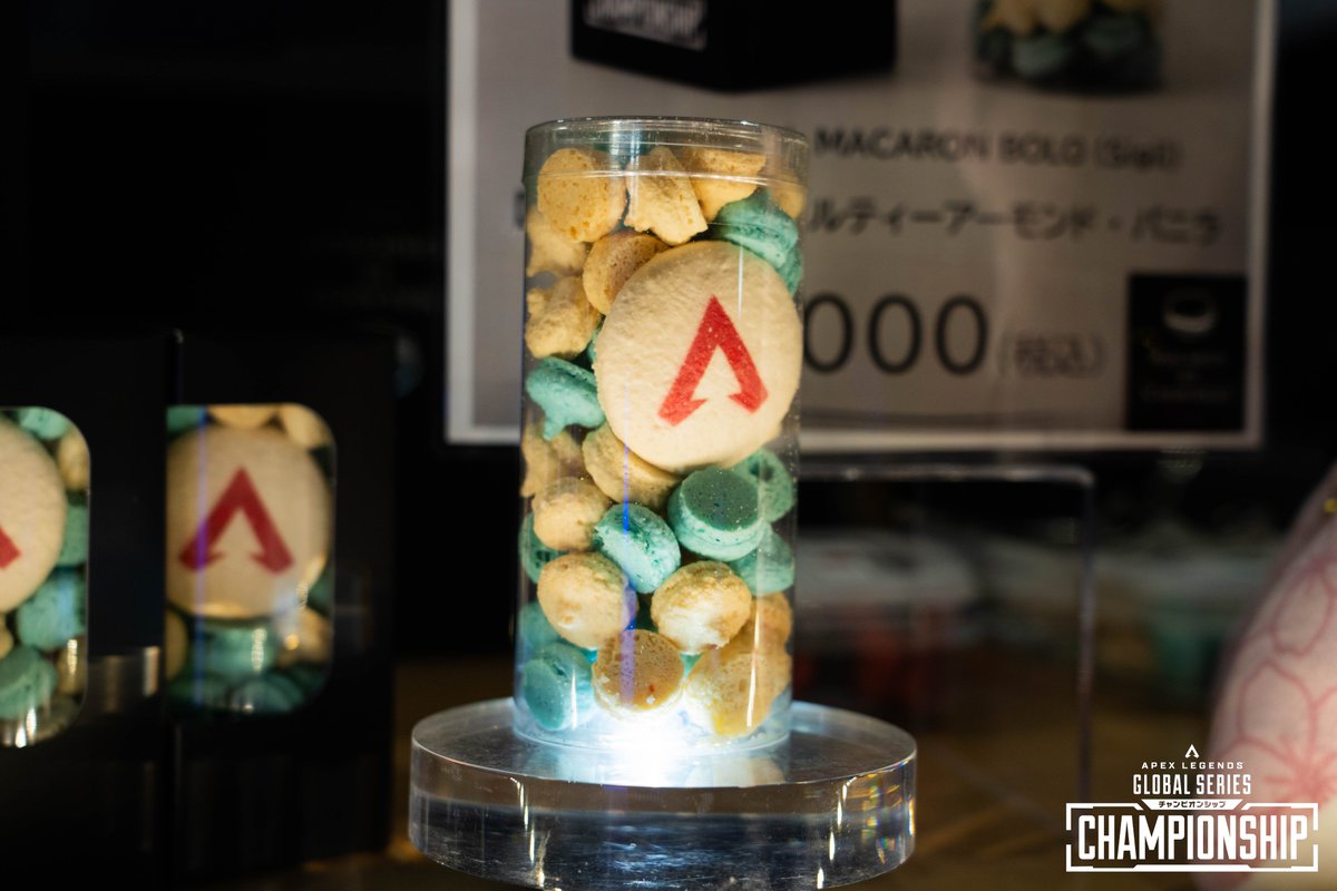 📢Apex Legendsマカロンボーロ発売中!!💕 ＼ #ALGS のお土産として