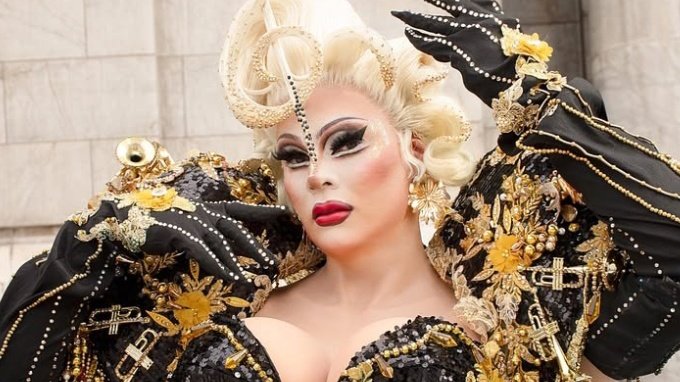 Jorgedd_11's tweet image. 🎤🎶 Es oficial! TRINUM tendrá como invitadxs especiales a @VictoriaVieraOf y a la tía @liza_zanzuzzi, habrá gran talento, no se lo pierdan! 🍬😈🫧 #JoaquinBondoni