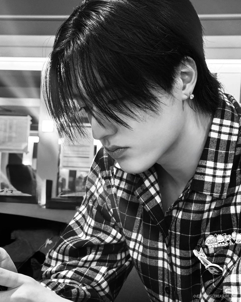 watanabewyou's tweet image. pov: having haruto as your bf🤍🖤