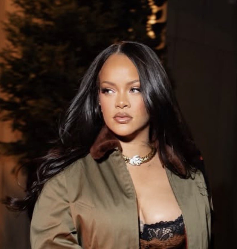 uhohfenty's tweet image. y’all this is insane.