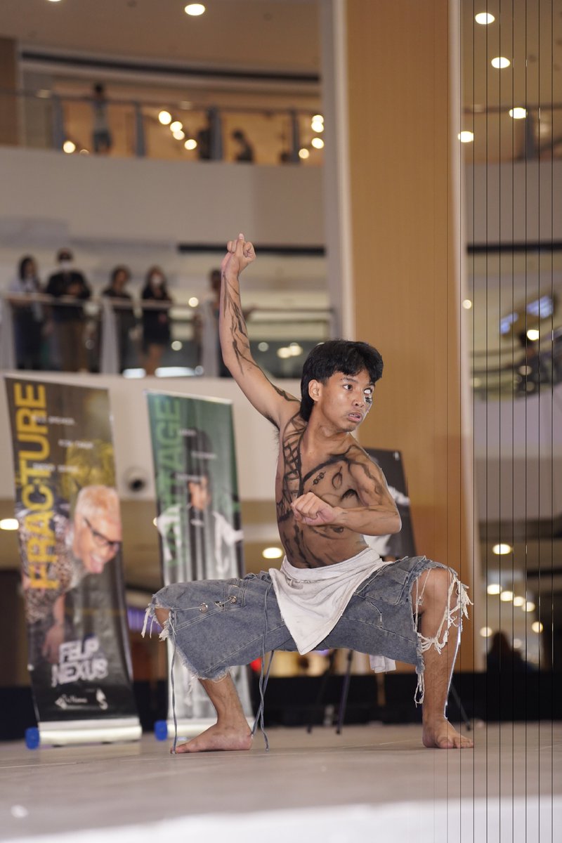 team_superiors's tweet image. From performers, fashionistas &amp;amp; artists owning the stage to fans reacting &amp;amp; enjoying every presenter—this segment brought another side of the celebration to life at #FELIPNexus, all for @felipsuperior 🔥

facebook.com/share/p/17jypb…

📷: Mike Ella 

#SB19_KEN #FELIP #FELIPFanNights