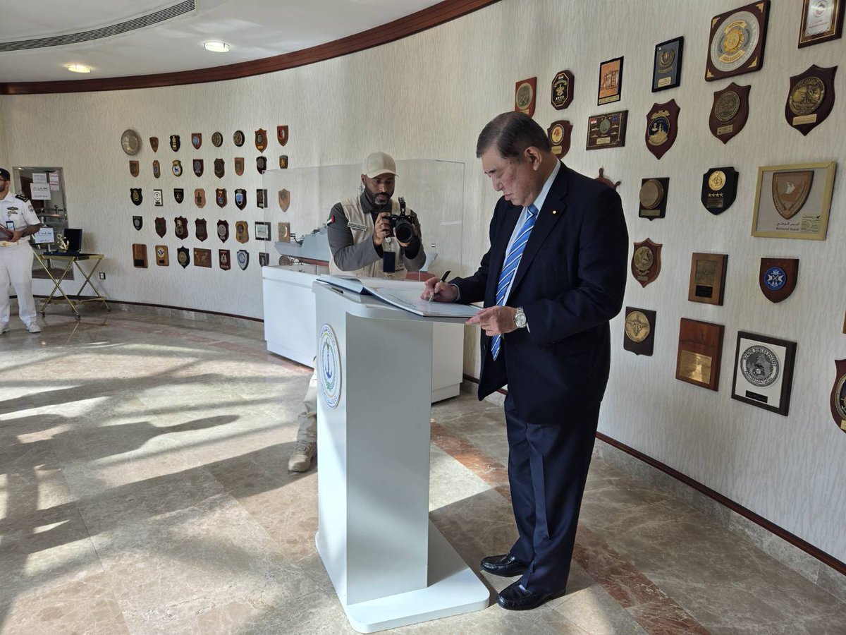 石破茂 tweet media