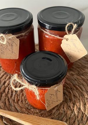 cookpadrecetas's tweet photo. ¿Hacéis tomate frito casero? Con esta receta consigues un sabor de 10, una conserva casera para tener siempre listo y... ¡ahorrar! https://t.co/vGJJgkLYiV #cocinacasera #conservascaseras #cocinadiaria #recetascaseras #cocinaconcookpad #recetas #conservas https://t.co/MoR1BOoHEd