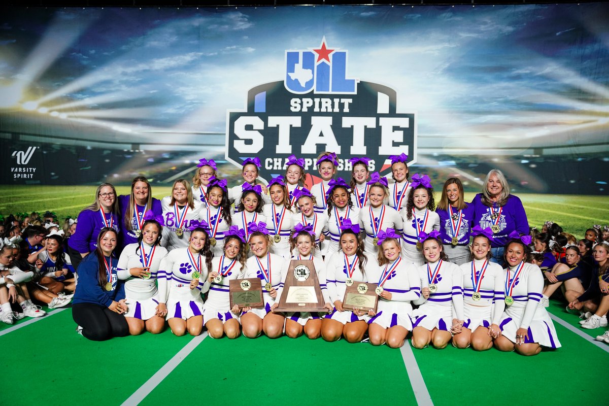 uiltexas's tweet image. One for the thumb! Congratulations to Jacksboro HS. The 3A-D2 #UILState Spirit Champions! That makes five titles for the Tigers.

🏆 FINAL STANDINGS
🥇Jacksboro
🥈Scurry-Rosser
🥉Callisburg

Final Standings: bit.ly/3ZD9BA0
