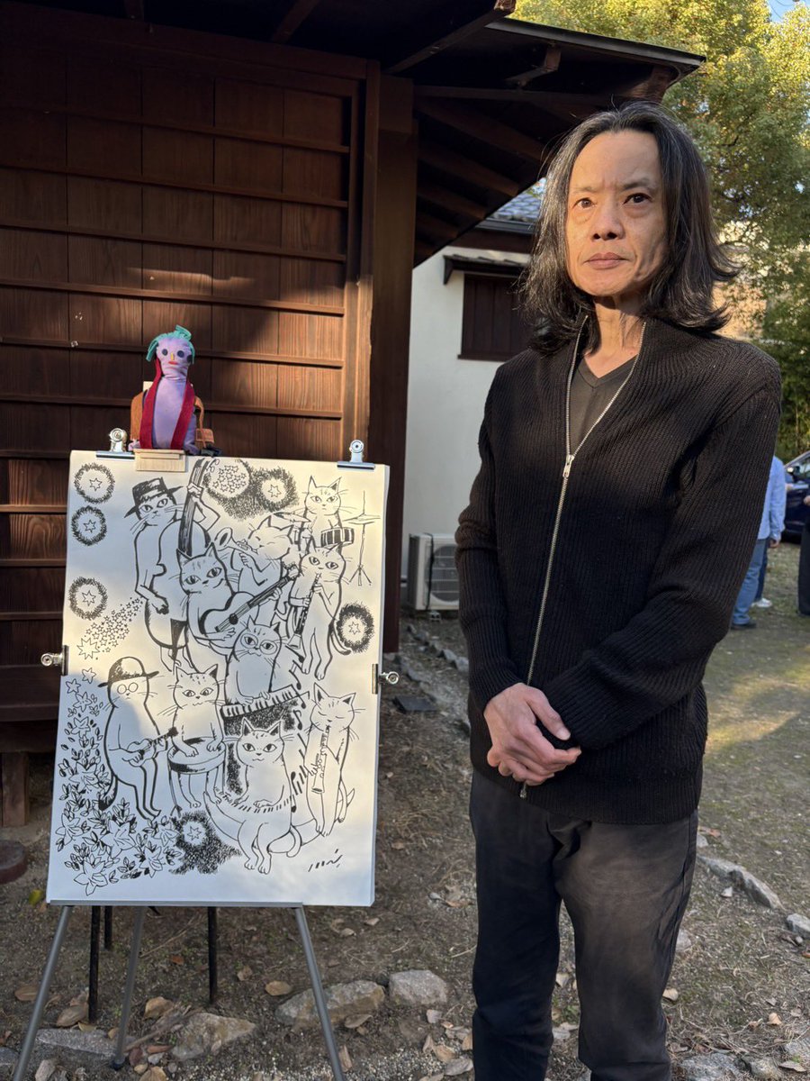 画家の右近こうじ先生がよしこストンfamを猫にして下さいました！

今まで経験したことのない嬉しさ！身に余る光栄であります。

四條畷アートカーニバルでのご縁にも感謝です。

右近こうじ先生、本当にありがとうございました！

右近こうじ先生HP
「日々是、猫洞通。」
nekogahora.net/index.html