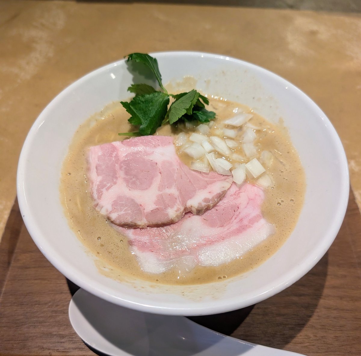 CHANK0MA's tweet photo. 拉麺ぶらい（名古屋市緑区）
極濃純煮干
和え玉（エビ） https://t.co/FNXK6Jlgi8