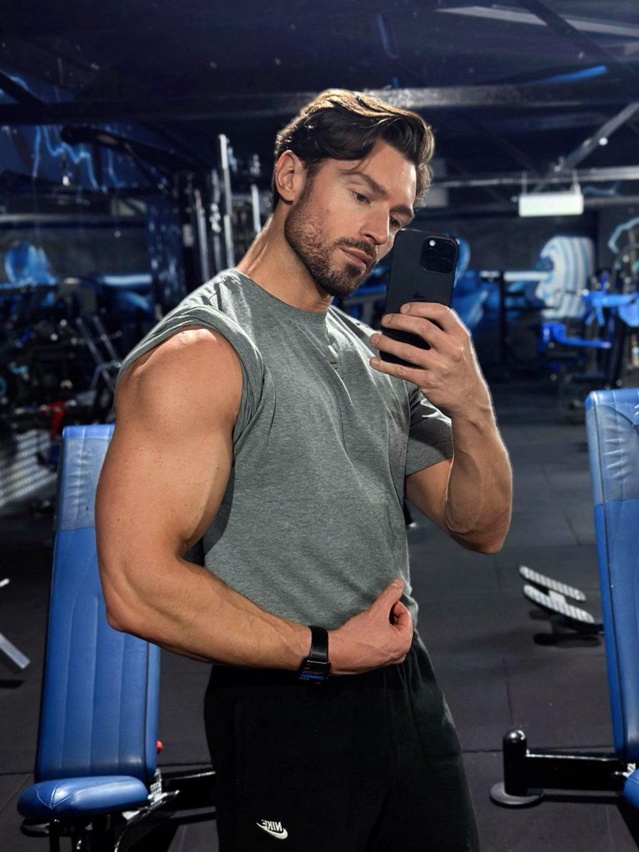 Andy Colman tweet media