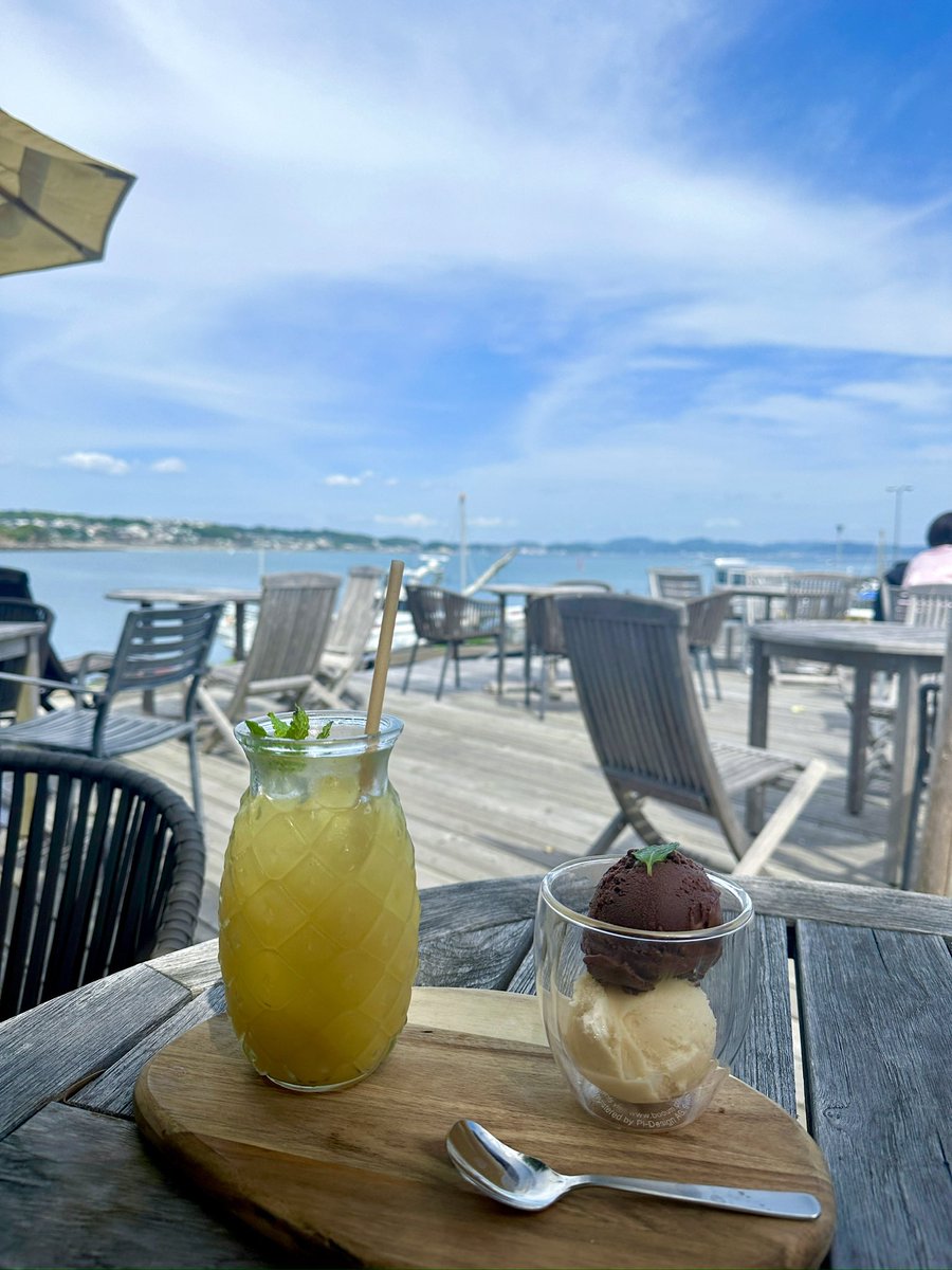 pamplumpy's tweet image. พักเติมน้ำตาล🍨